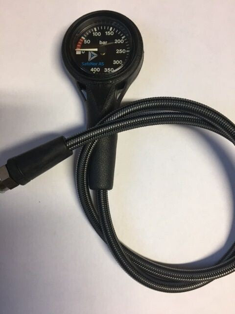 Safenor manometer Thinline Svart m/80cm gummislange